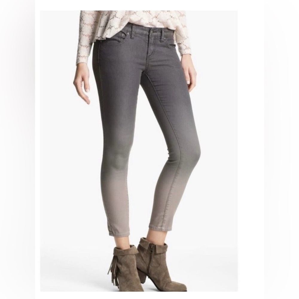 Free People Gray Ombre Skinny Jeans size 26 in great condition